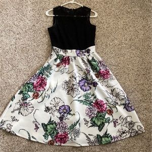 New York & Company metallic floral dress with black lace